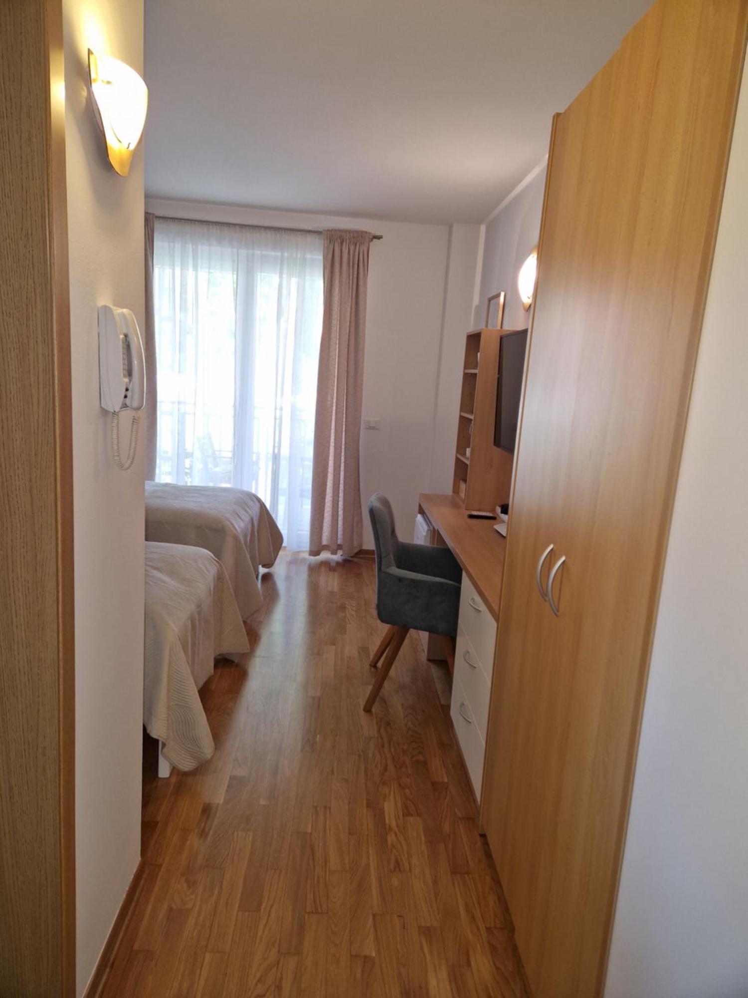 Room 211 - Aparthotel Jadranka Portorož Kültér fotó