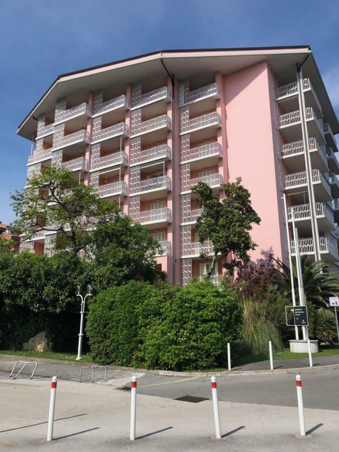 Room 211 - Aparthotel Jadranka Portorož Kültér fotó